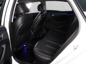 Седан Hyundai Sonata 2019 года, 2289000 рублей, Красный Пахарь