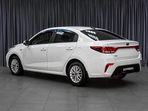 Седан Kia Rio 2017 года, 1299000 рублей, Тюмень