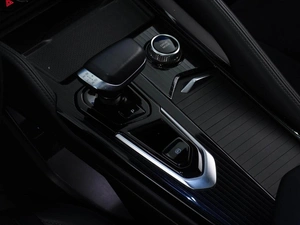 Внедорожник Geely Monjaro 2022 года, 2999999 рублей, Москва