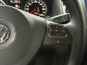 Внедорожник Volkswagen Tiguan 2012 года, 1390000 рублей, Красноярск