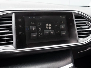 Хетчбэк Peugeot 308 2014 года, 1025000 рублей, Краснодар