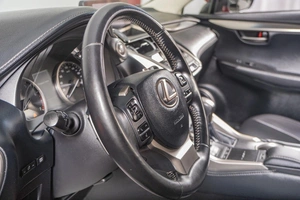 Внедорожник Lexus NX 2019 года, 3399000 рублей, Томск