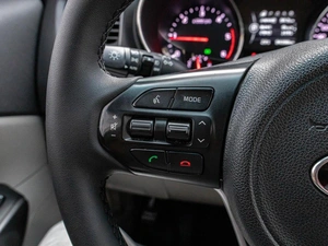Минивэн Kia Carnival 2017 года, 2275000 рублей, Краснодар