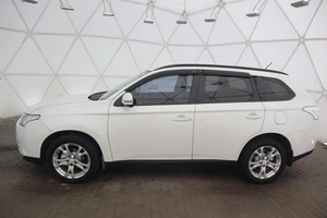 Внедорожник Mitsubishi Outlander 2012 года, 1330000 рублей, Орёл