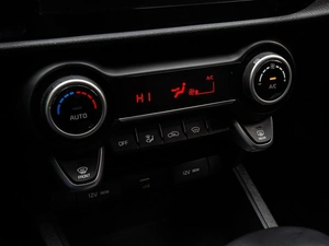 Хетчбэк Kia Rio X 2021 года, 1920000 рублей, Краснодар