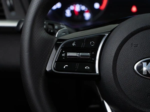 Седан Kia Optima 2019 года, 2221444 рублей, Москва