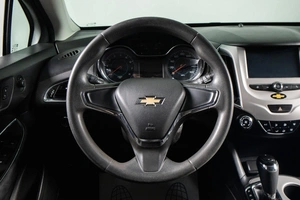 Седан Chevrolet Cruze 2016 года, 1049000 рублей, Сургут