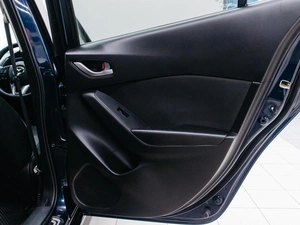 Хетчбэк Mazda Axela 2015 года, 1189000 рублей, Красноярск