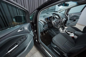 Минивэн Ford C-MAX 2011 года, 930000 рублей, Красноярск