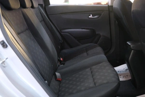 Седан Kia Rio 2017 года, 1359000 рублей, Омск