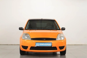 Хетчбэк Ford Fiesta 2005 года, 599000 рублей, Челябинск