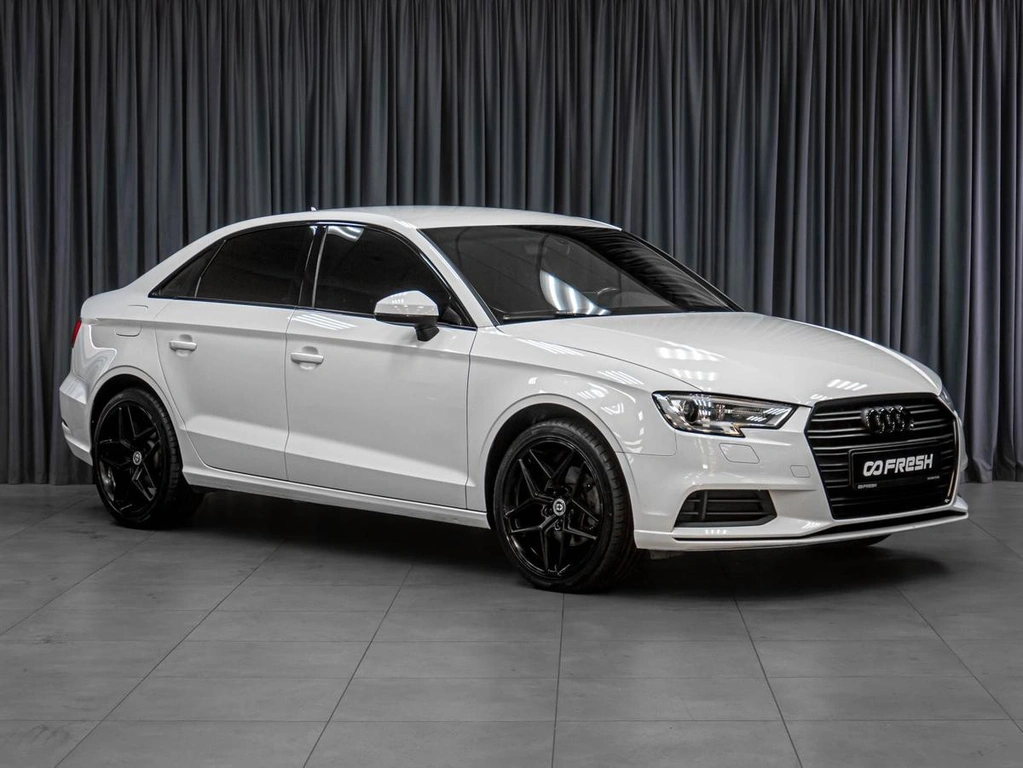Седан Audi A3 2017 года, 2099000 рублей, Тюмень
