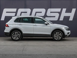 Внедорожник Volkswagen Tiguan 2018 года, 2470000 рублей, Краснодар