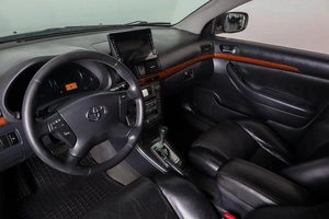 Седан Toyota Avensis 2007 года, 919000 рублей, Пермь