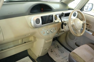 Минивэн Toyota Porte 2006 года, 599000 рублей, Омск