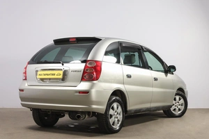 Минивэн Toyota Nadia 2000 года, 629000 рублей, Новосибирск