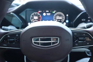 Седан Geely Monjaro 2023 года, 3400000 рублей, Мирное
