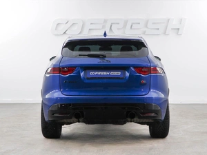 Внедорожник Jaguar F-Pace 2016 года, 2757077 рублей, Москва