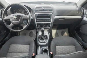 Лифтбек Skoda Octavia 2010 года, 689000 рублей, Барнаул