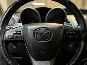 Седан Mazda 3 2011 года, 997000 рублей, Красноярск