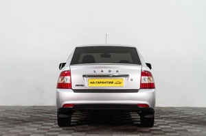 Седан ВАЗ (LADA) Priora 2017 года, 639000 рублей, Сургут