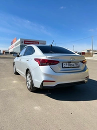Седан Hyundai Solaris 2019 года, 1500000 рублей, Красноярск