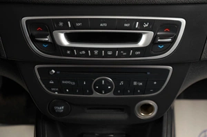 Хетчбэк Renault Megane 2010 года, 649000 рублей, Тюмень