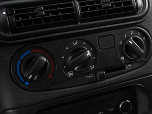 Внедорожник ВАЗ (LADA) Niva Travel 2025 года, 1360000 рублей, Омск