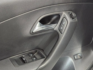 Седан Volkswagen Polo 2018 года, 885000 рублей, Красноярск