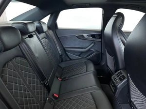 Седан Audi S4 2022 года, 7555000 рублей, Кемерово