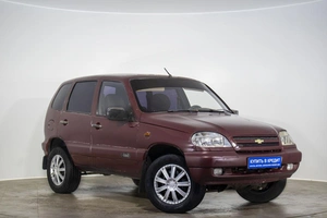 Внедорожник Chevrolet Niva 2004 года, 319000 рублей, Оренбург