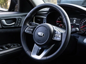Седан Kia Optima 2019 года, 2649000 рублей, Волгоград