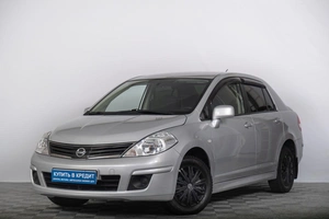 Седан Nissan Tiida 2013 года, 959000 рублей, Томск