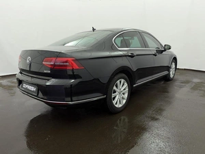 Седан Volkswagen Passat 2017 года, 2174000 рублей, Орёл
