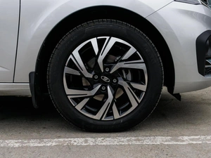 Седан ВАЗ (LADA) Iskra 2025 года, 1620000 рублей, Большой Сочи