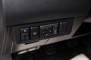 Хетчбэк Nissan Tiida 2011 года, 639000 рублей, Новосибирск