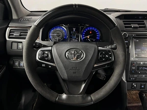 Седан Toyota Camry 2017 года, 2099900 рублей, Казань