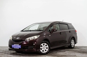 Минивэн Toyota Wish 2011 года, 1399000 рублей, Сургут