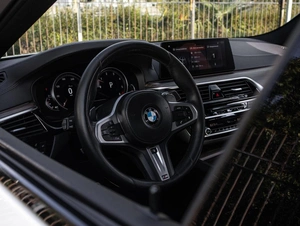 Седан BMW 5 серия 2018 года, 3900000 рублей, Большой Сочи