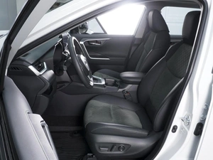 Внедорожник Toyota RAV4 2025 года, 4260000 рублей, Ростов-на-Дону