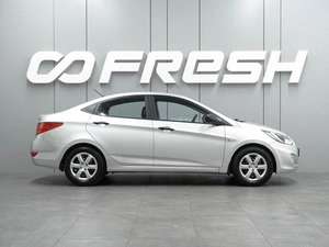 Седан Hyundai Solaris 2013 года, 899000 рублей, Воронеж