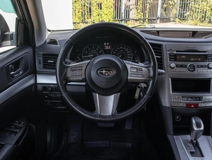 Седан Subaru Legacy 2010 года, 870000 рублей, Большой Сочи