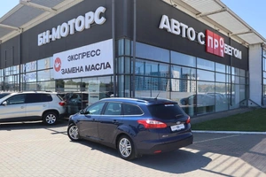 Хэтчбек Ford Focus 2012 года, 885000 рублей, Мирное