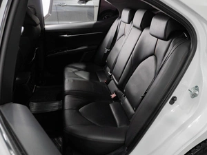 Седан Toyota Camry 2019 года, 3179000 рублей, Тюмень