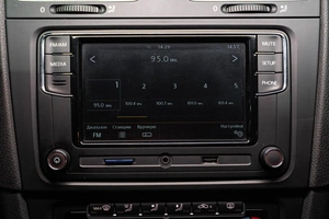 Хетчбэк Volkswagen Golf 2012 года, 899000 рублей, Петрозаводск