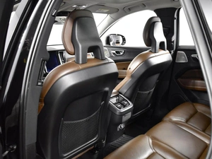 Внедорожник Volvo XC60 2018 года, 3553900 рублей, Казань