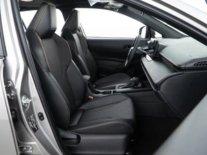 Внедорожник Toyota Corolla Cross, I Рестайлинг 2025 года, 3918900 рублей, Москва