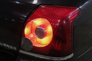 Седан Toyota Avensis 2007 года, 899000 рублей, Новокузнецк
