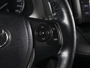 Внедорожник Toyota RAV4 2018 года, 2980000 рублей, Омск