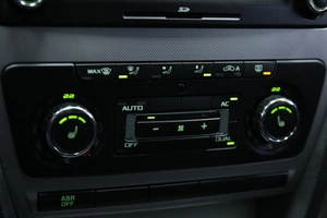 Универсал Skoda Octavia 2013 года, 900000 рублей, Солонцы